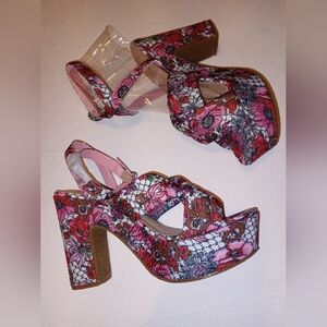 Lulu's Floral Platform Heels - Pink and Red